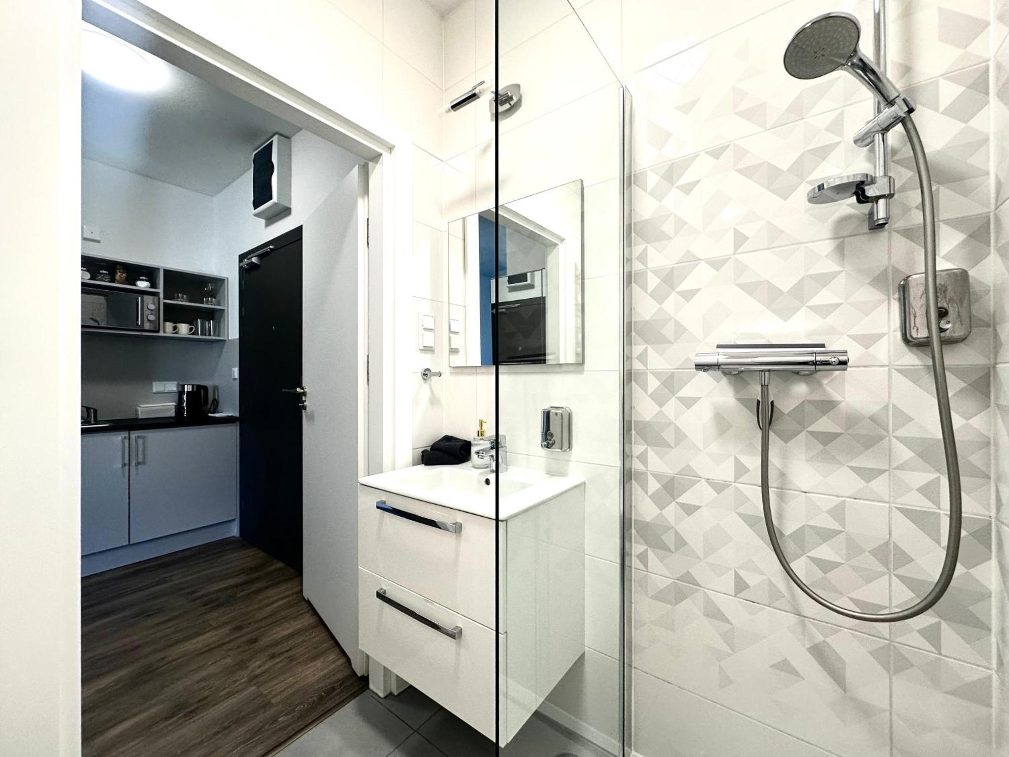 Apartament Przyjazni 16 24 - Self Check-in 20h - Lift *
