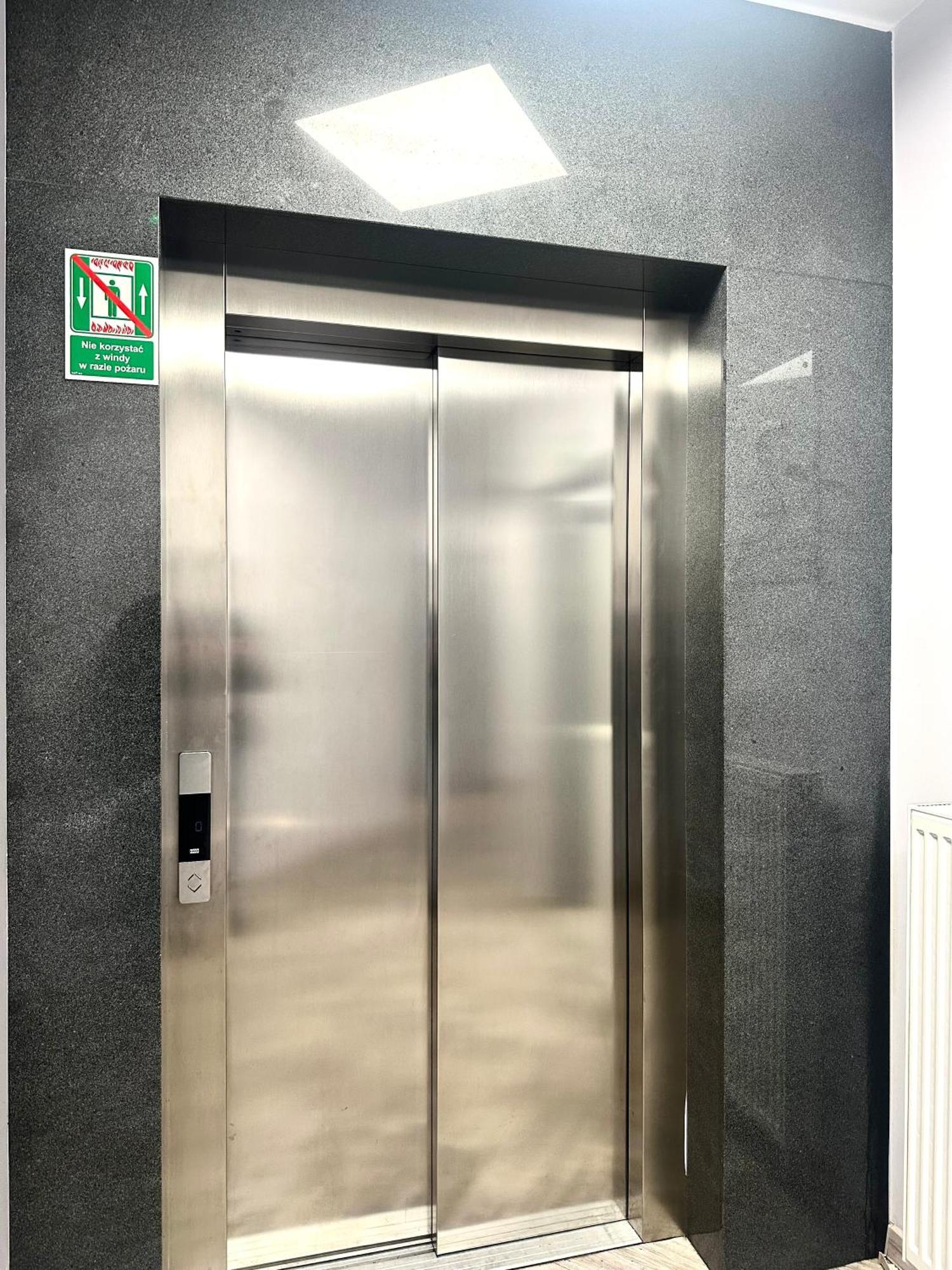 Przyjazni 16 24 - Self Check-in 20h - Lift Apartament